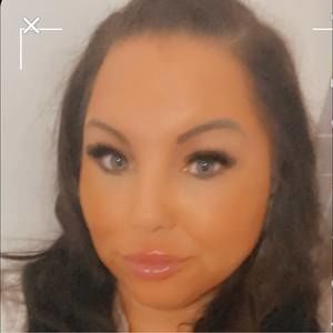 Meet your Posher, Manda